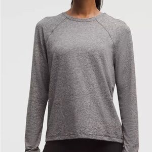 Lululemon NWT SZ 6 License to Train long Sleeve